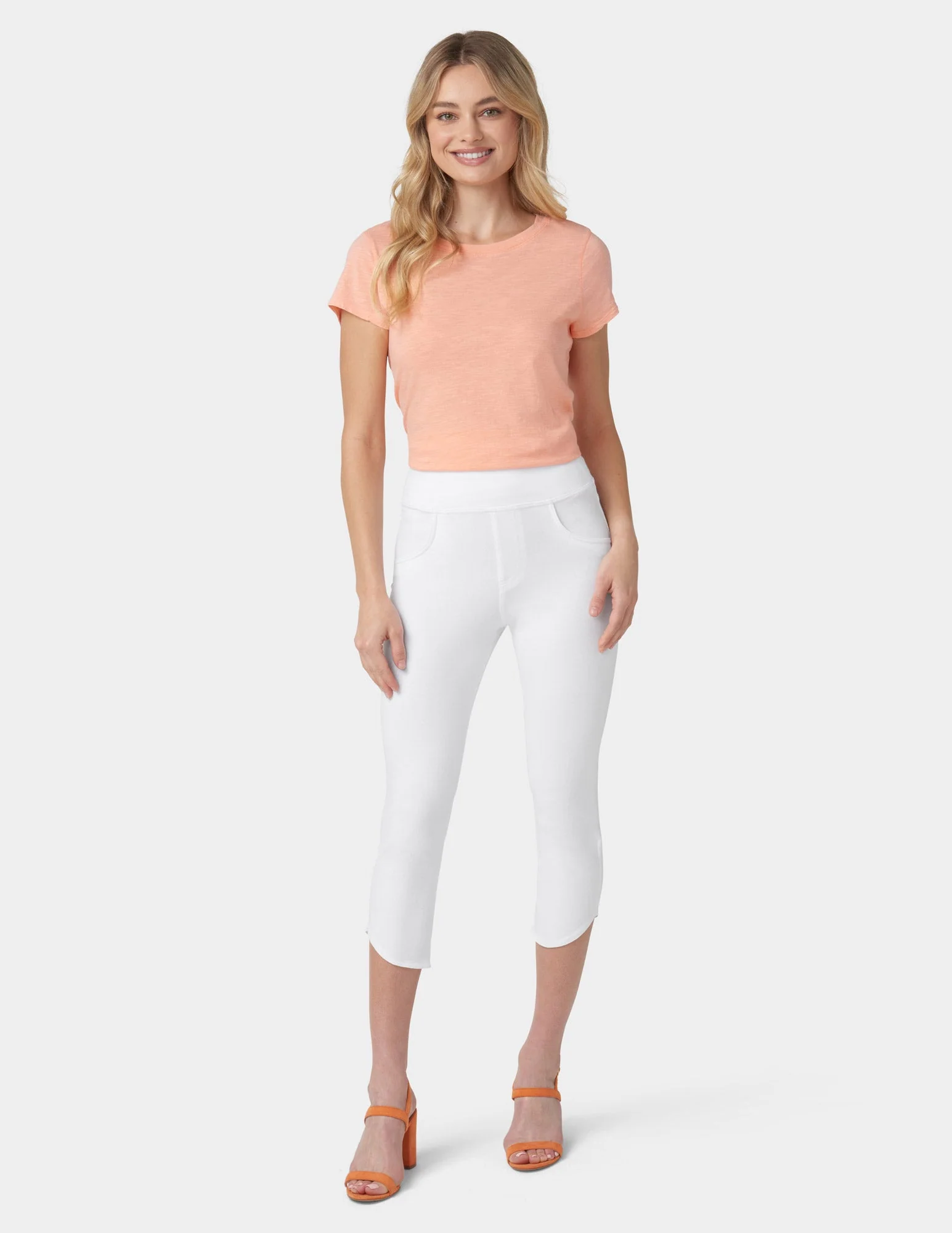 Game Changing Tulip Hem Capri - Image 2